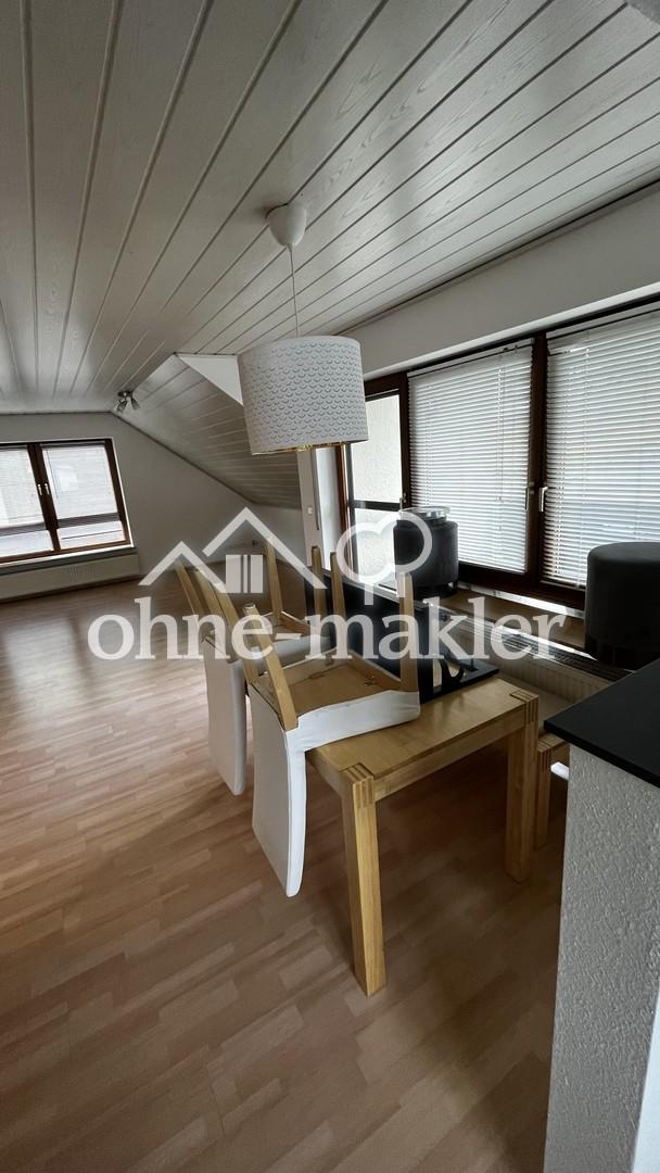 Lichtdurchflutete 3,5-Zimmer-Dachgeschosswohnung mit Balkon, Wärmepumpe und PV-Anlage - Photo 5