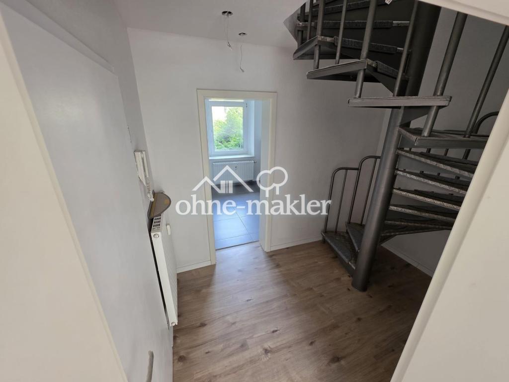 *NEU*– frisch sanierte 2- Raum Maisonette- Wohnung in bester Lage zu vermieten - Photo 3