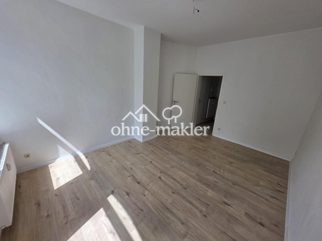 *NEU*– frisch sanierte 2- Raum Maisonette- Wohnung in bester Lage zu vermieten - Photo 2