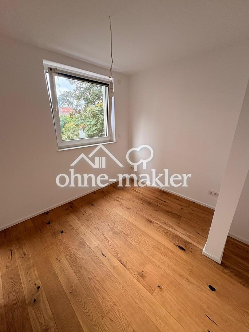 2-Zimmer-Wohnung in zentraler Lage von Frankfurt am Main – frisch renoviert & mit Einbauküche - Photo 3