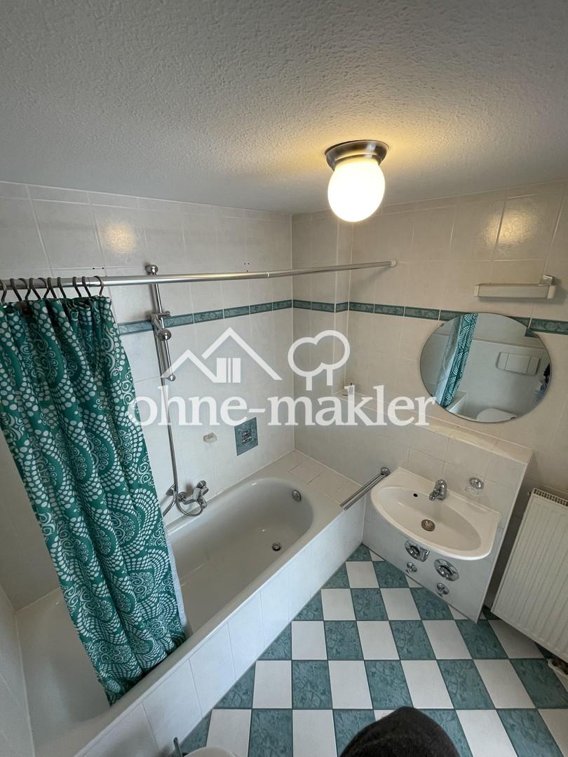 2-Zimmer-Wohnung in Taläcker mit Küche und Tiefgarage - Photo 2