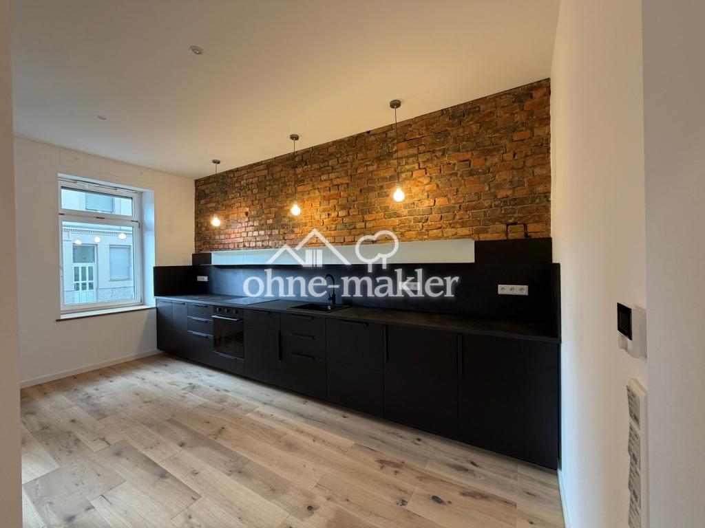 ALTBAU TRIFFT HIGH-TECH: Kernsanierte 2-Zimmer-Designwohnung mit Balkon, Garten & Klimaanlage - Foto 2