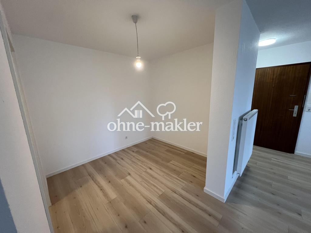 Renovierte 1,5-Zi.-Wohnung mit Südbalkon, EBK & TG ab 01.08. - Foto 4