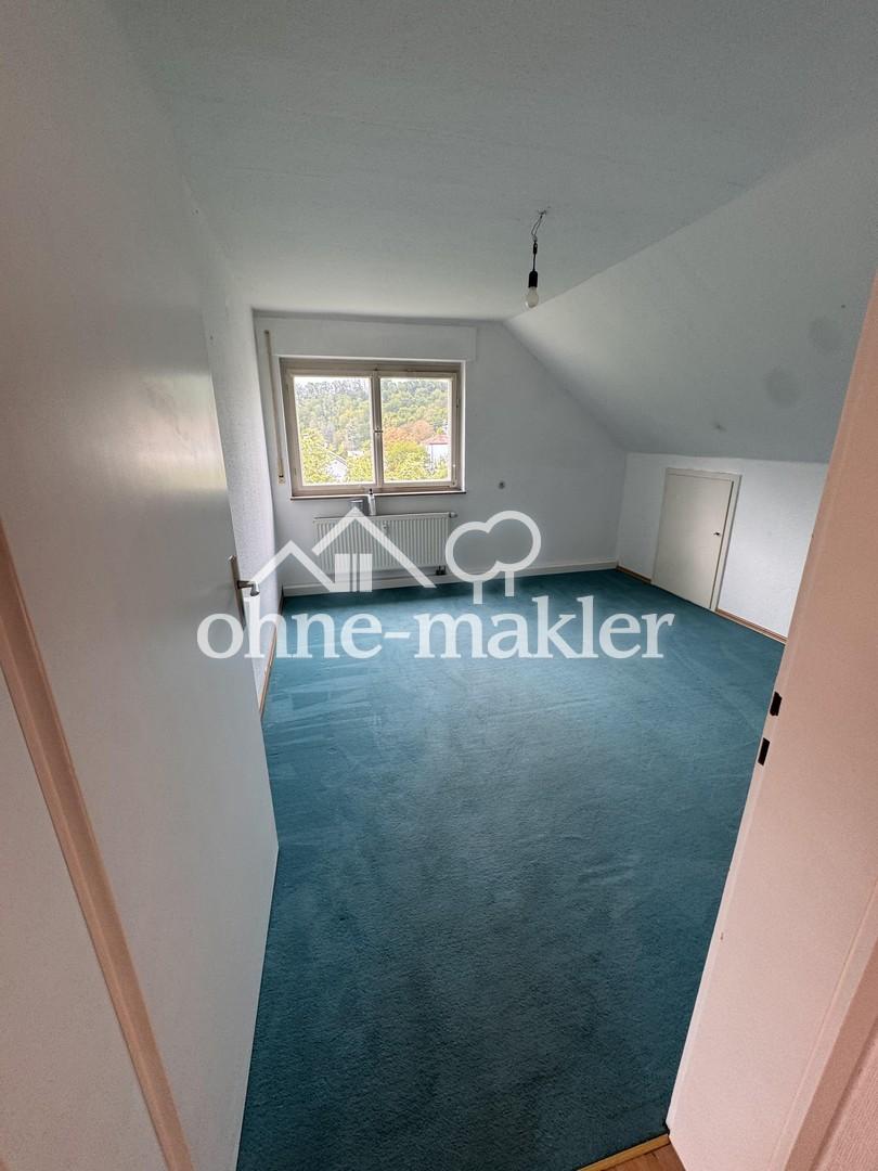 Dachgeschoss-Wohnung - Photo 1