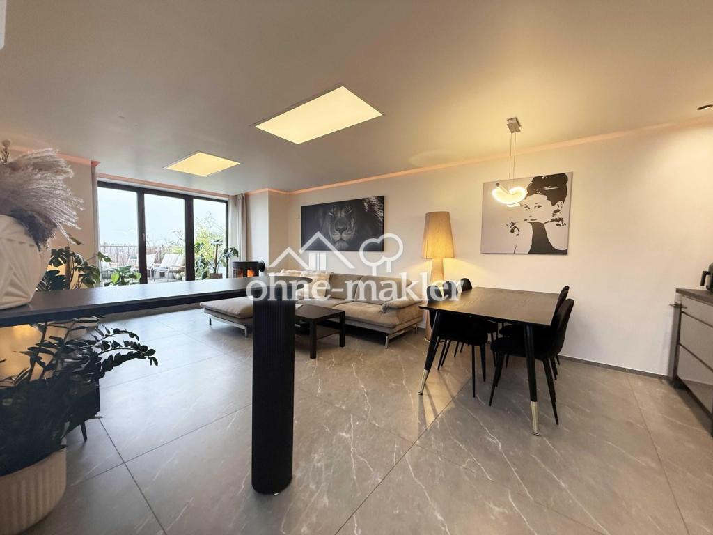 Traumhafte Maisonette-Penthouse-Wohnung mit 2 großen Dachterrassen und Blick über die Stadt - Photo 2