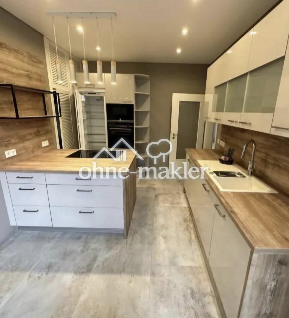Exklusive, modern renovierte 3-Zimmer-Wohnung nahe Rhein in Köln-Deutz – ab sofort verfügbar - Foto 2