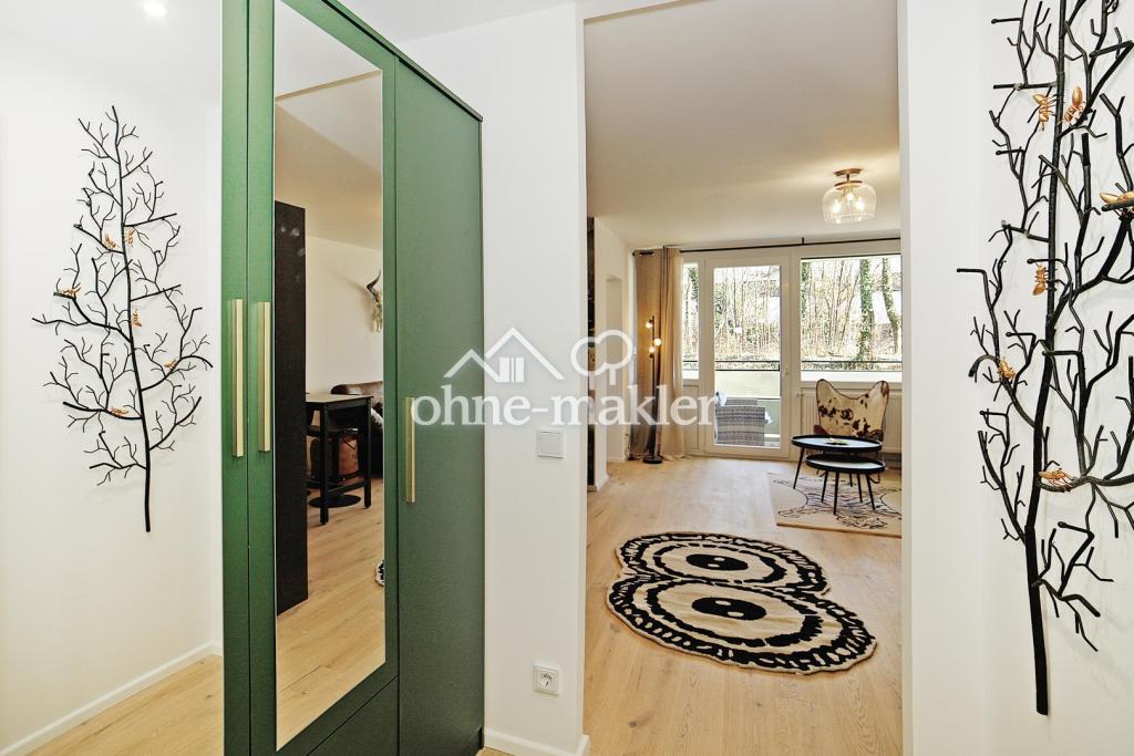 Apartment mit Balkon und EBK - komplett saniert und möbliert - Foto 1