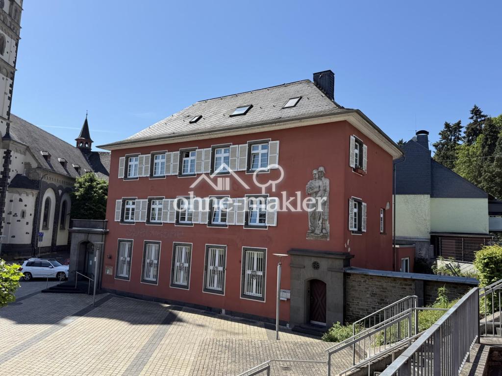 Schöne 4-Zimmerwohnung mit Balkon, zwei Schlafzimmern & großem Wohnbereich - Foto 5