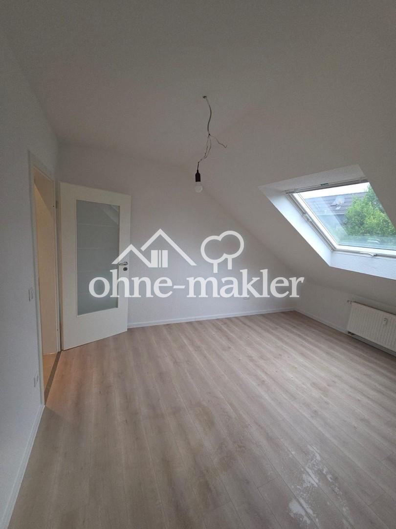 Schöne Dachgeschosswohnung in ruhiger Lage von Friemersheim zu vermieten - Photo 2