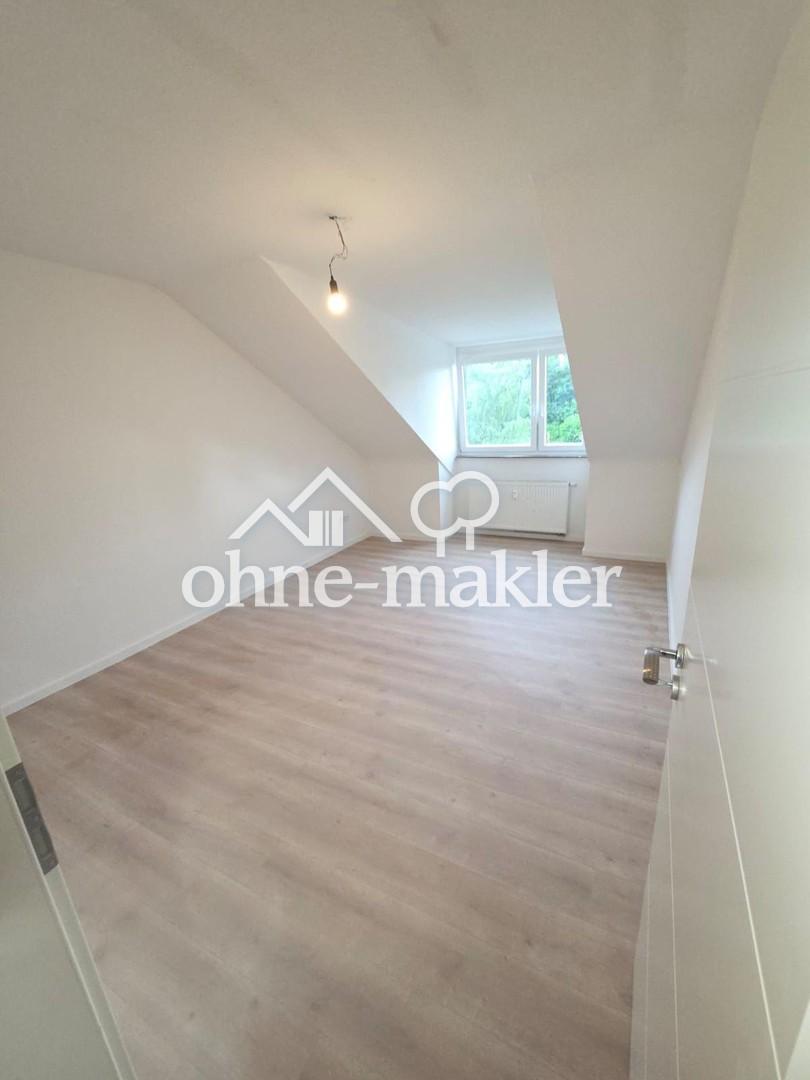 Schöne Dachgeschosswohnung in ruhiger Lage von Friemersheim zu vermieten - Photo 3