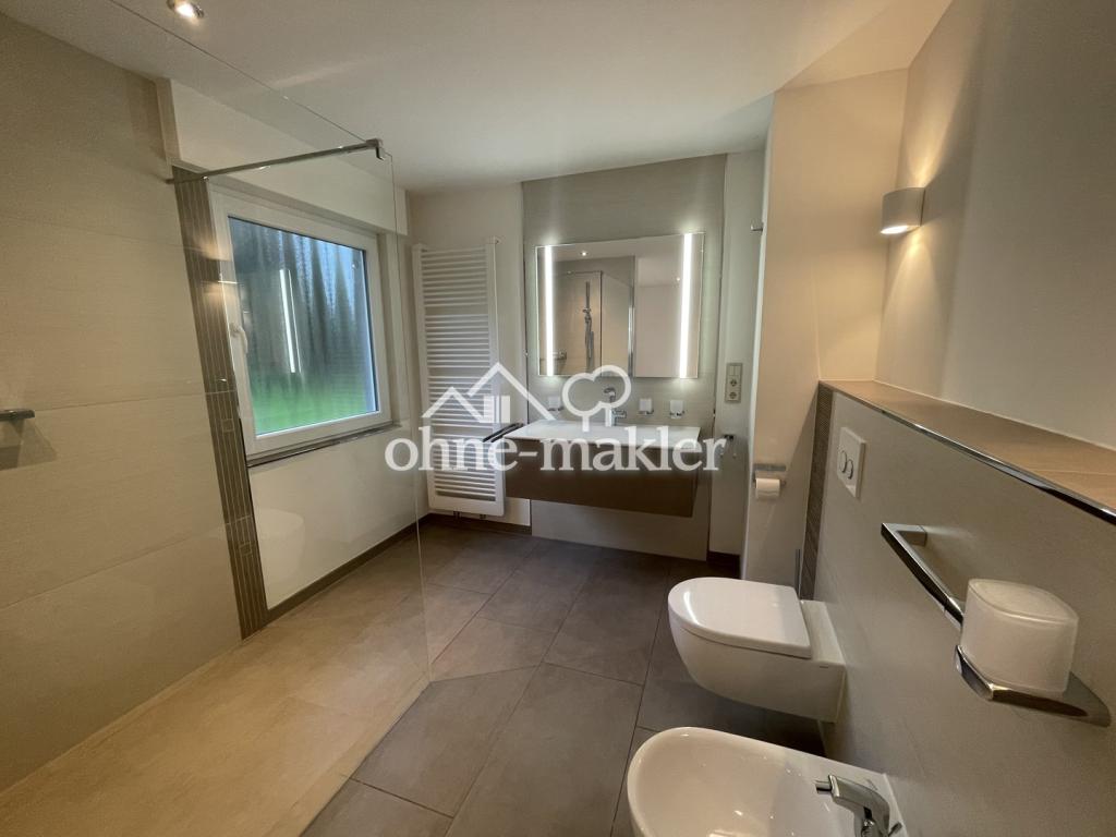 Idyllisches, modernisiertes 3- Raum-Einfamilienhaus mit geh. Innenausstattung in Bergisch Gladbach - Photo 5