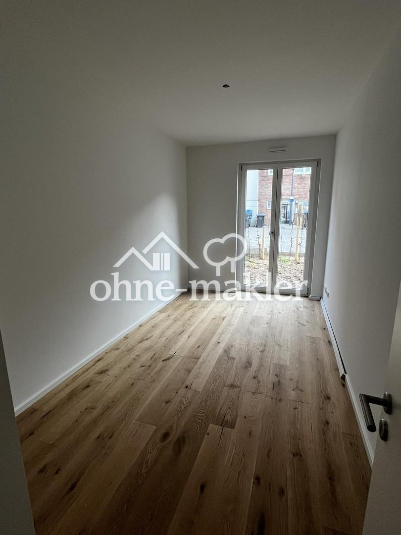 4-Zimmer-Neubau im Erstbezug mit großzügigem 180 m² Privatgarten - Photo 5