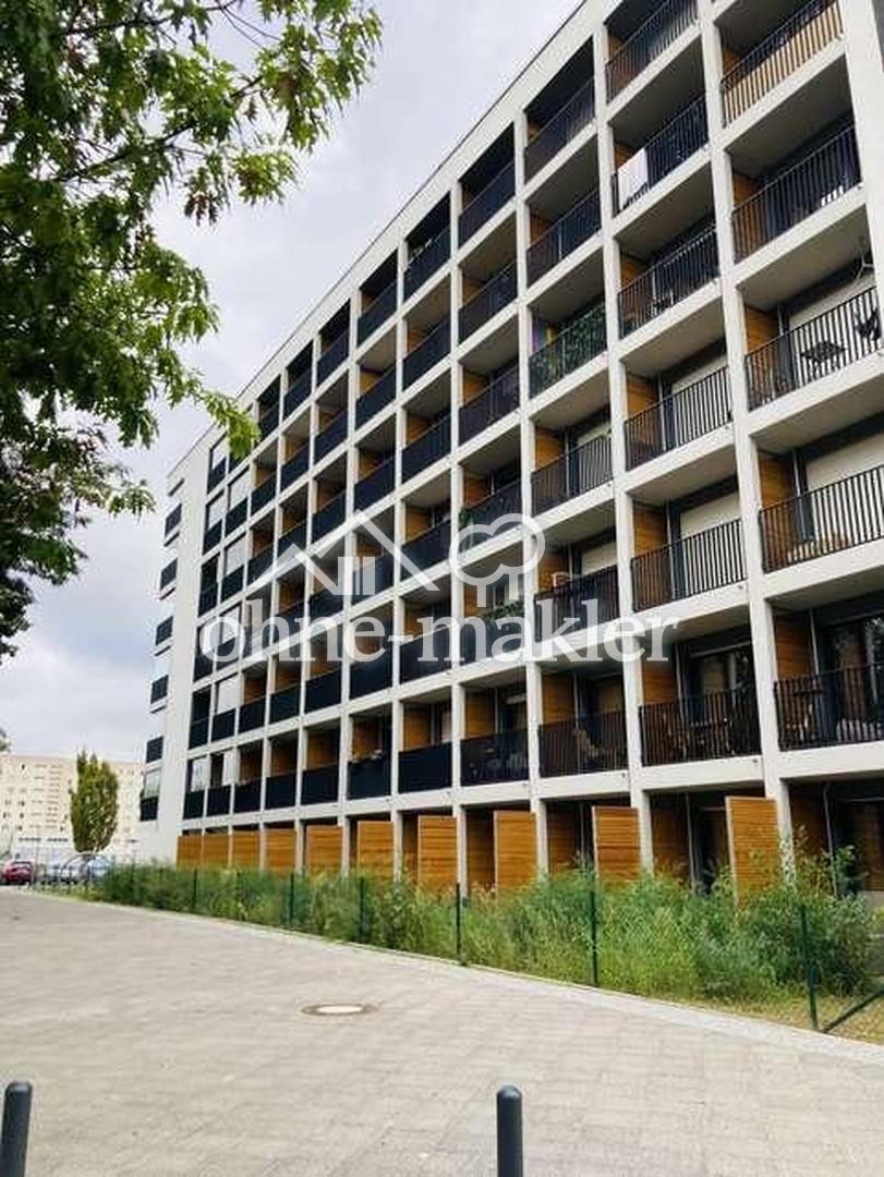 Fully furnished studio with balcony in Friedrichshain - Photo 5