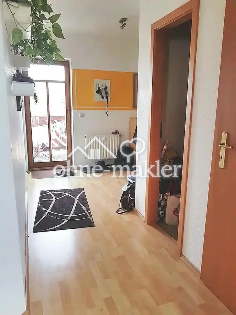 großzügige und gemütliche 2 Zimmer Dachgeschoss Wohnung - Photo 1