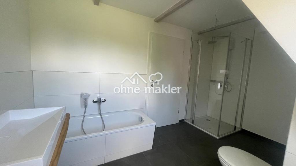 Wohn(t)raum vor den Toren Hamburgs: 4-Zimmer-Wohnung mit eigener Terrasse - Photo 3