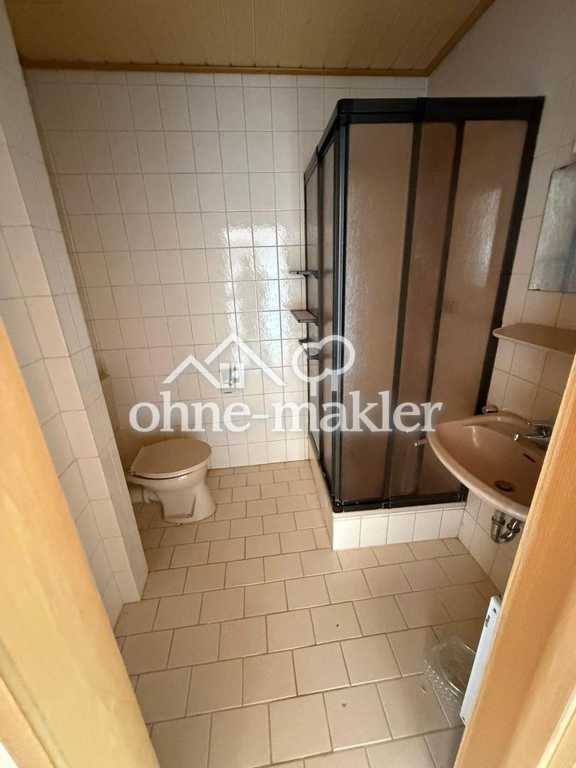 Renovierte Vierzimmerwohnung mit Zwei Bäder und Küche - Foto 1