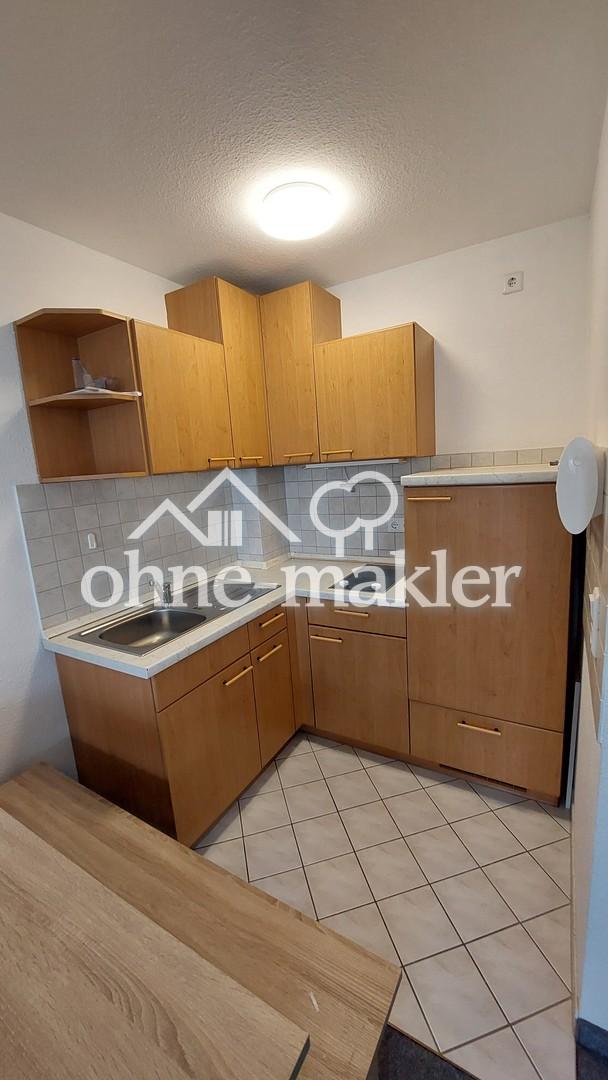Helle, voll möblierte 2-Raum-Wohnung mit Aufzug und Tiefgaragenstellplatz - Photo 4
