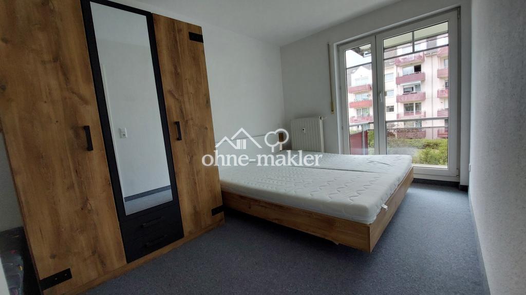 Helle, voll möblierte 2-Raum-Wohnung mit Aufzug und Tiefgaragenstellplatz - Photo 3