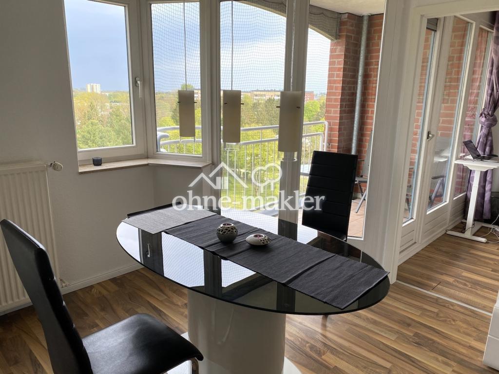 Moderne und vollständig möblierte 2-Zimmer-Wohnung mit Balkon in zentraler Lage von Norderstedt - Photo 2