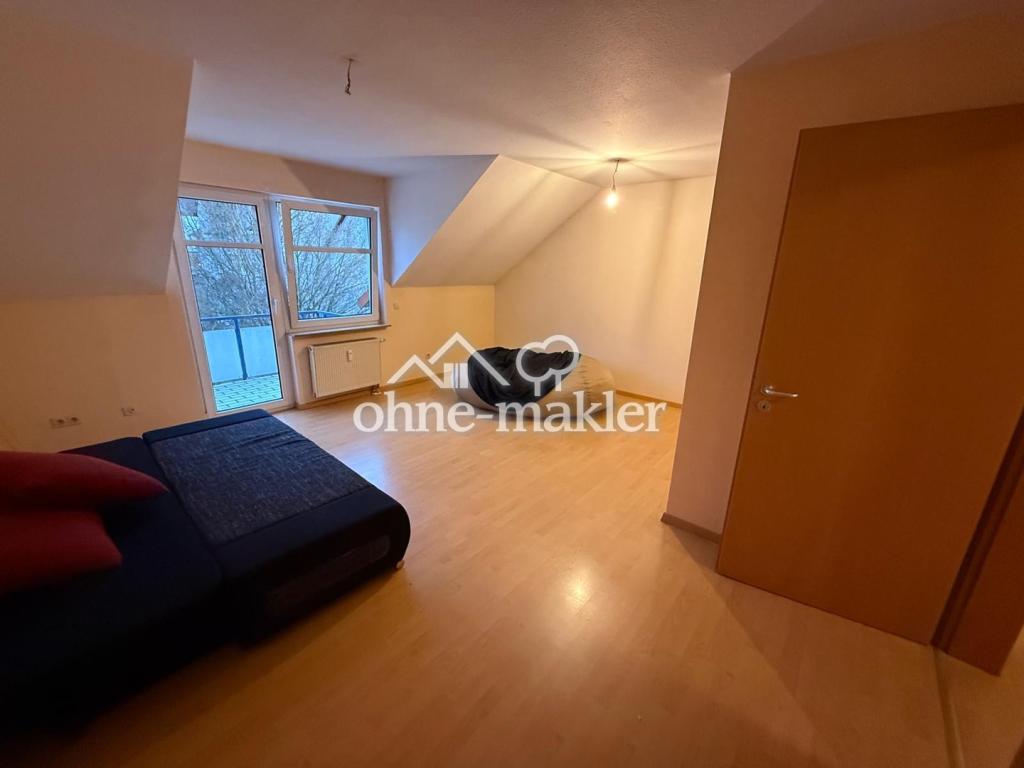 Charmante 2-Zimmer-Dachgeschosswohnung mit Balkon & Stellplatz in Top-Lage von Lohfelden - Photo 5
