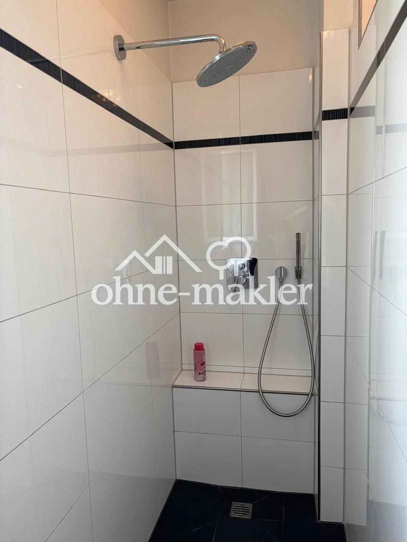 Moderne Wohnung mit Balkonen und Einbauküche in ruhiger Lage - Foto 1