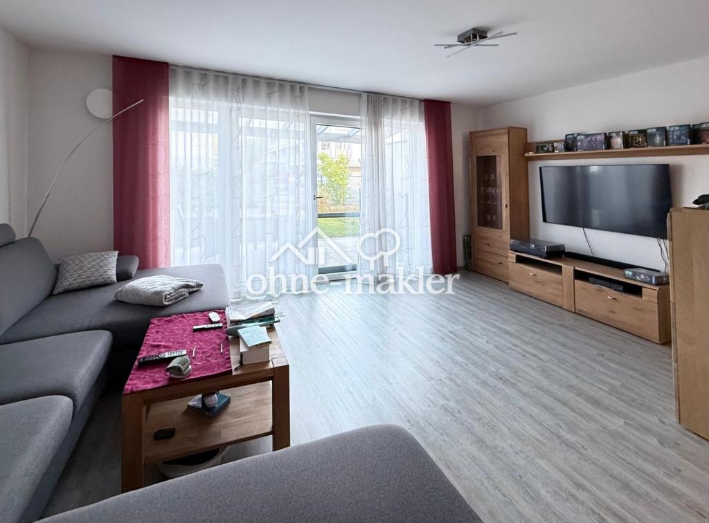 Neuwertiges Reihenmittelhaus mit ausgebautem Dachgeschoss in ruhiger Siedlungslage - Photo 2
