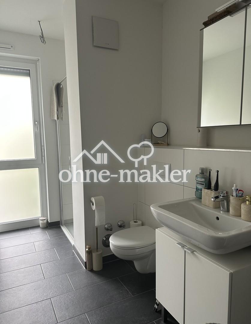 Gepflegte 2-Zimmer-Neubauwohnung mit Balkon, Fußbodenheizung und Tiefgarage in Bonn-Bad Godesberg - Photo 1
