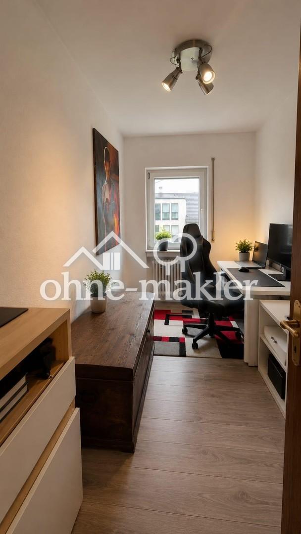 Frisch renovierte 4 Zimmer Wohnung mit neuer Einbauküche und Balkon in direkter Feldrandlage! - Foto 3