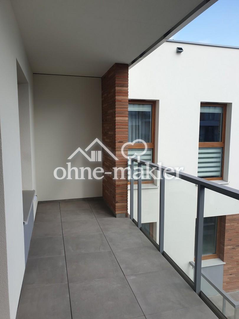 Zentral und trotzdem ruhig schöne 2 Zimm. WHNG mit großzügigem Balkon - Photo 2