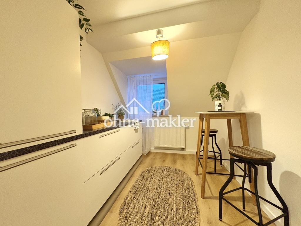 Sanierte Dachgeschoss-Wohnung + Nutzfläche im Spitzboden in Rüttenscheid - Photo 5