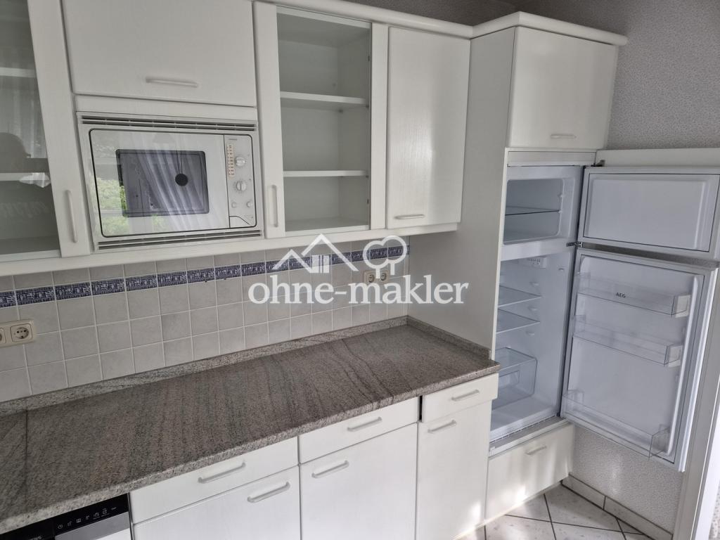 Ruhiges Wohnen am Waldrand: Gepflegtes Einfamilienhaus mit schönem Garten in Elmshorn - Photo 1
