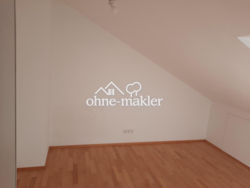 Wohnen und Arbeiten am Golfplatz - Foto 1