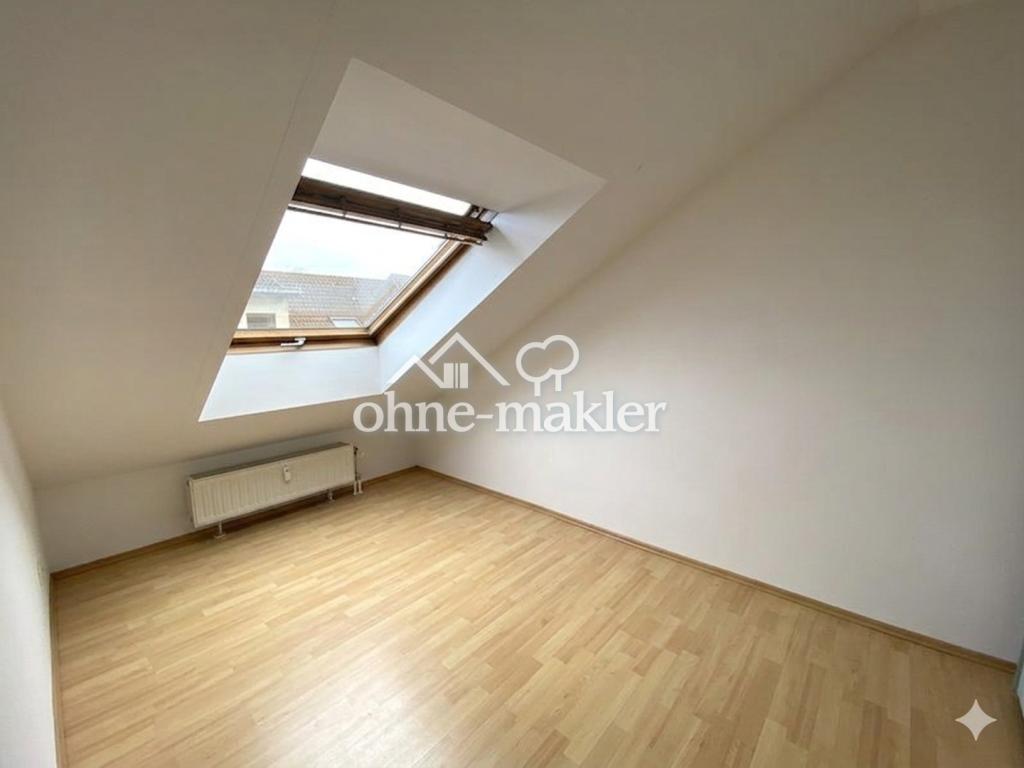 Angenehmes Wohnen in ruhiger Wohnlage mit Parkplatz - Photo 1