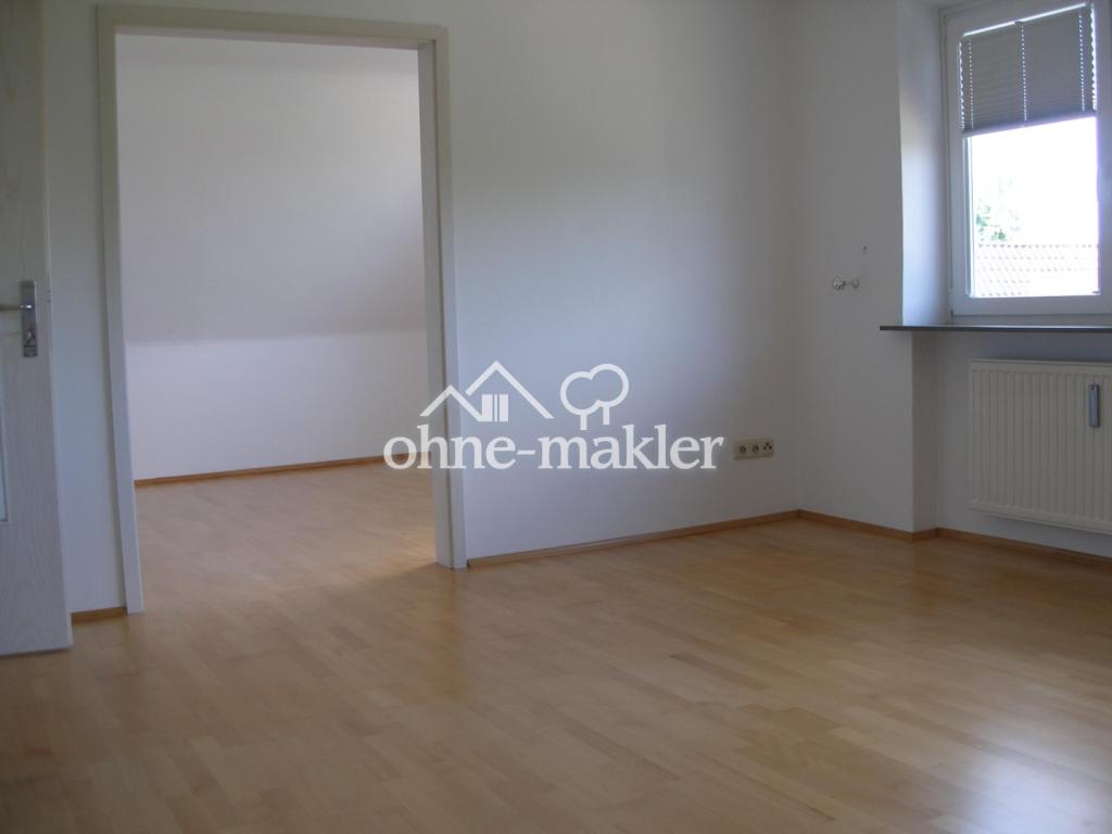Dachgeschosswohnung in Hamburg-Neuenfelde - Foto 1