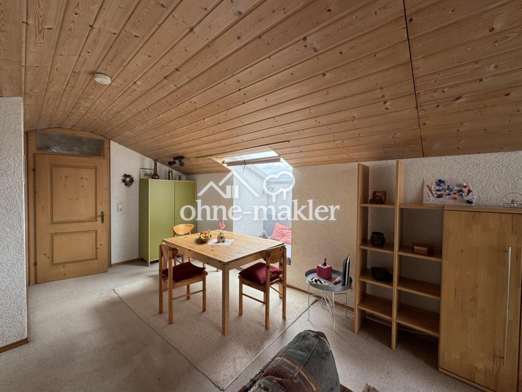 möblierte Dachgeschosswohnung mit Balkon + Garage - Foto 4