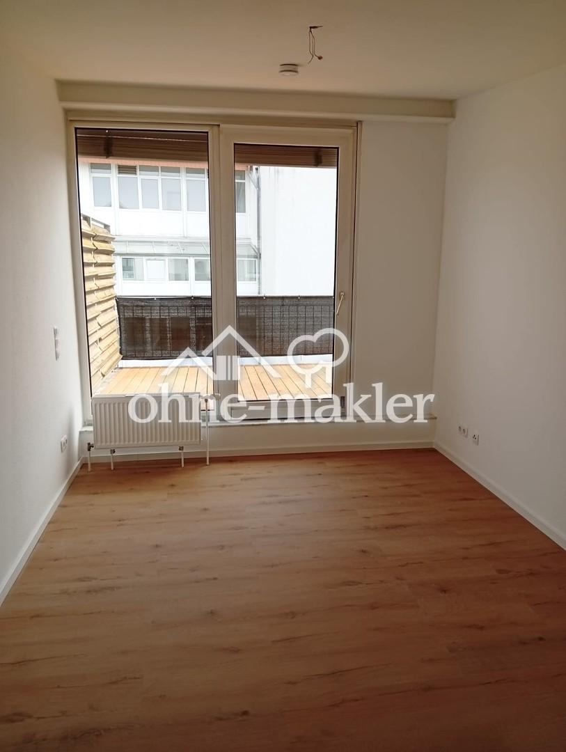 Erstbezug nach Modernisierung: Helle 2-Zimmer-Wohnung mit großem Balkon, neuem Bad & Stellplatz - Photo 5