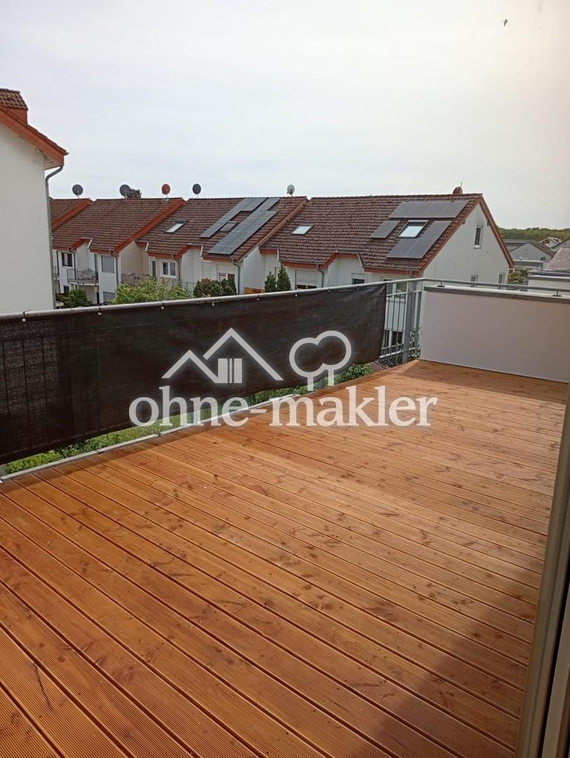 Erstbezug nach Modernisierung: Helle 2-Zimmer-Wohnung mit großem Balkon, neuem Bad & Stellplatz - Photo 2