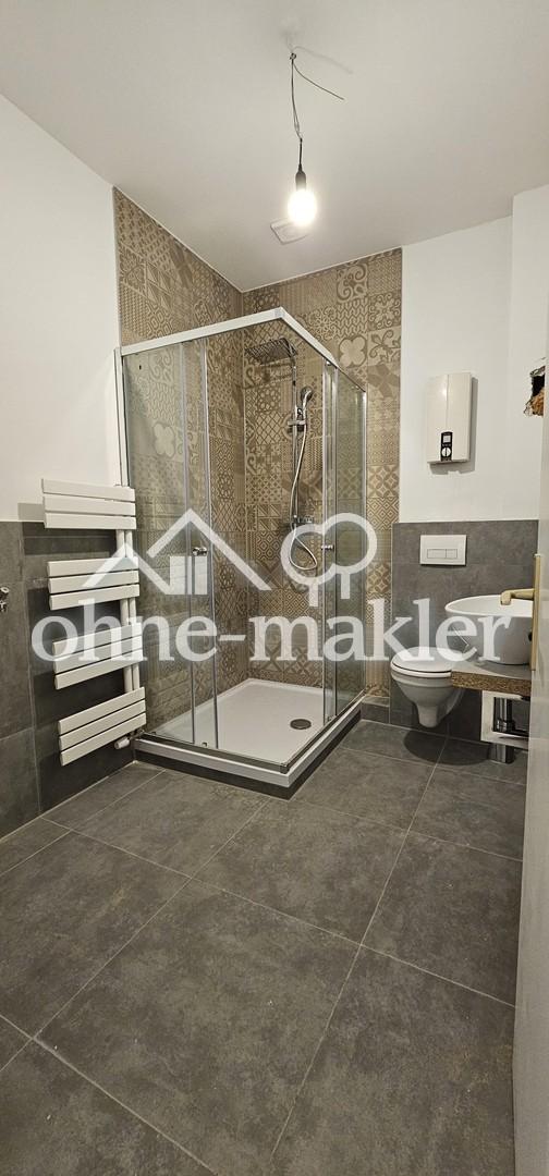 Renovierte 3 Zimmer Wohnung mit 1-2 Stellplätzen - Foto 1