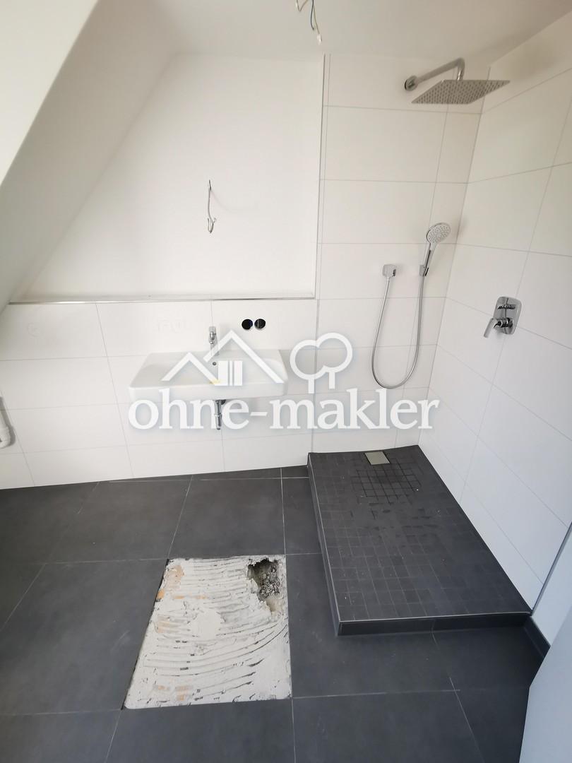 Modernisierte Dachgeschosswohnung in Mainz-Finthen - hell, ruhig und charmant - Foto 3