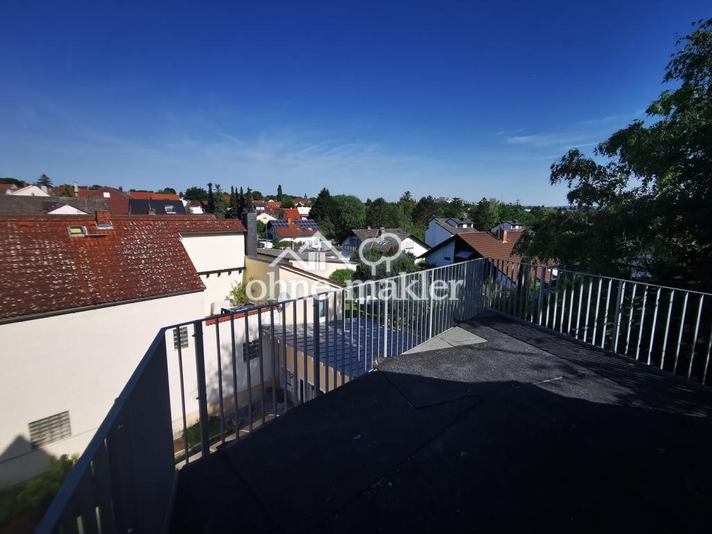 Modernisierte Dachgeschosswohnung in Mainz-Finthen - hell, ruhig und charmant - Foto 3