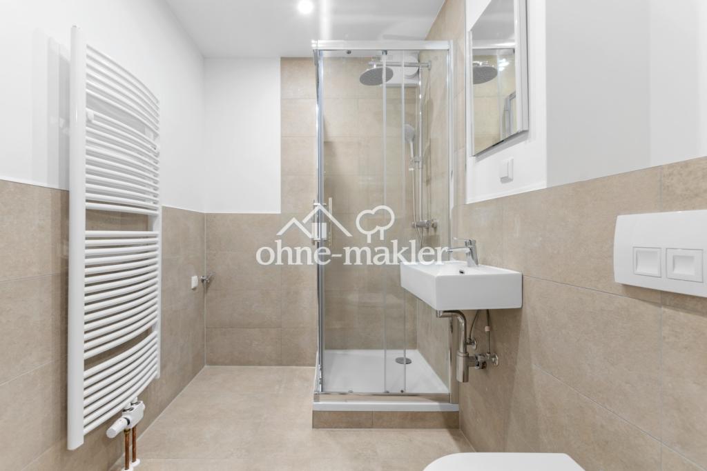 Moderne 3-Zimmer-Wohnung mit Loggia und Skylineblick - Photo 2
