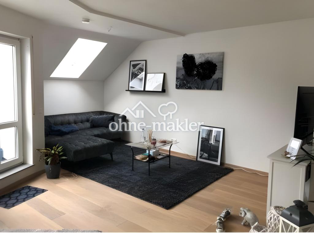 3 Zimmer DG-Wohnung mit Parkett, Tageslichtbad, Gäste-WC, Loggia, TG-Stellplatz, Keller - Photo 4