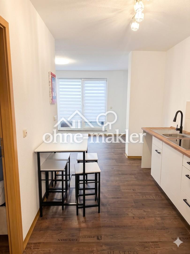 Möblierte, Frisch renovierte 1,5-Zimmer-Wohnung mit ca. 24 qm Sonnenterrasse — provisionsfrei - Photo 3