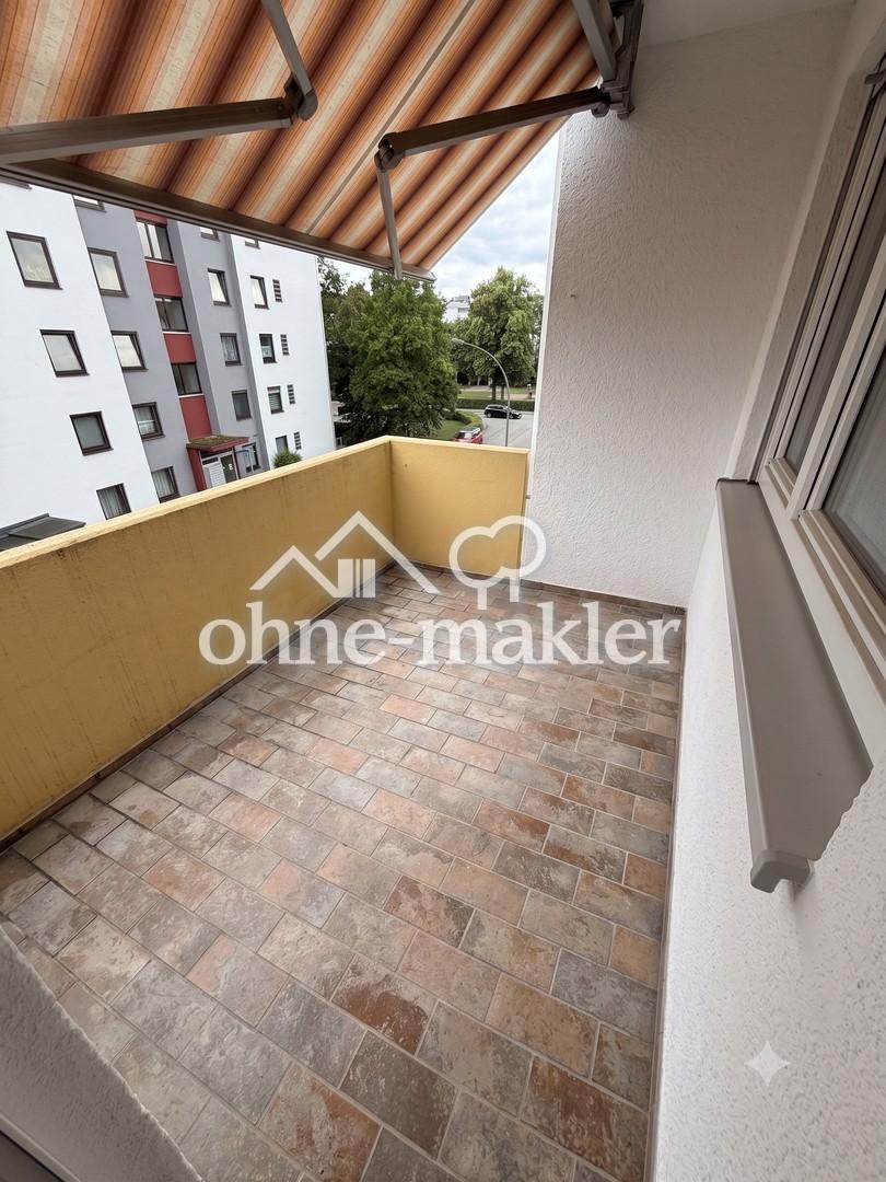 Frisch sanierte 3 Zimmer Wohnung mit Küche und sonnigem Balkon - Foto 4