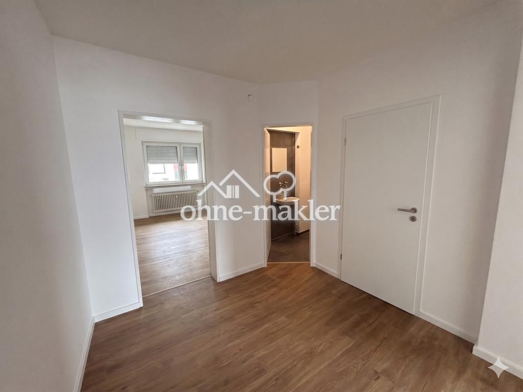 Frisch sanierte 3 Zimmer Wohnung mit Küche und sonnigem Balkon - Foto 5