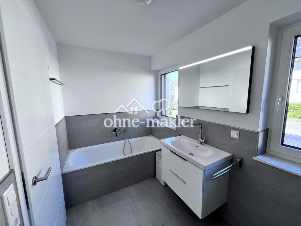 Exklusive 3 Zi- EG- Wohnung, Terr., Garten in Detmold- Hiddesen - Photo 5