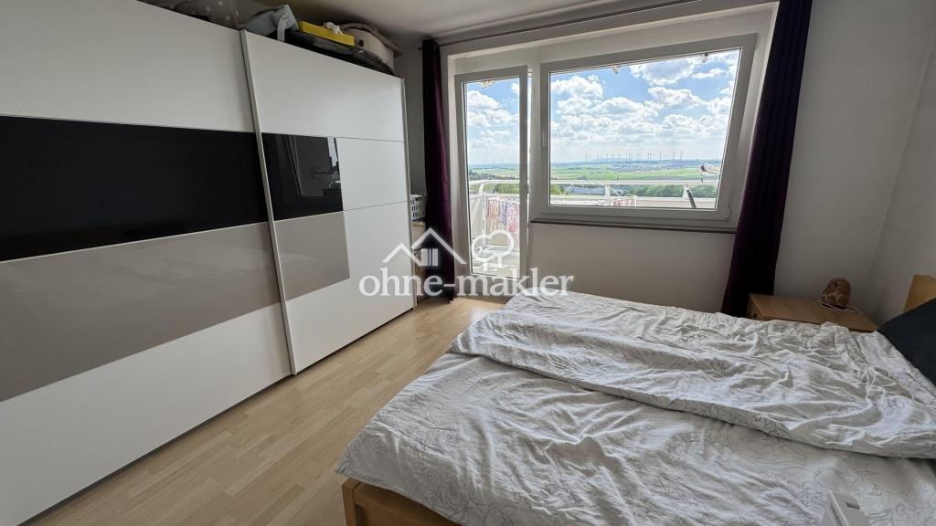 Attraktive 3-ZW mit zwei Loggien, moderne EBK,Aufzug und Stellplatz in ruhiger Lage - Photo 4