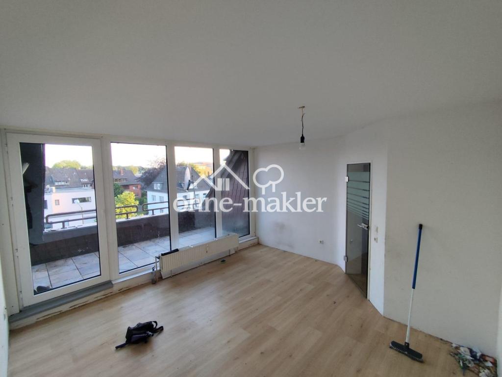 DG-Wohnung mit Balkon NUR mit WBS - Photo 1