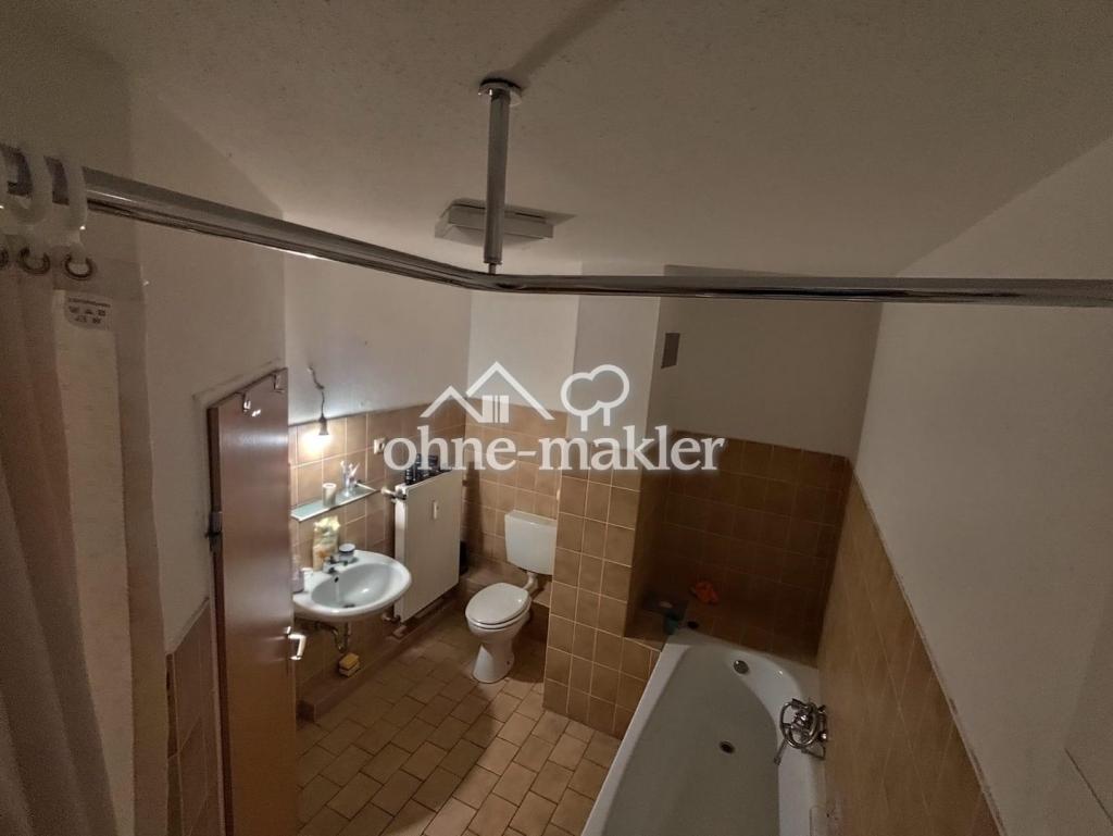 DG-Wohnung mit Balkon NUR mit WBS - Photo 4
