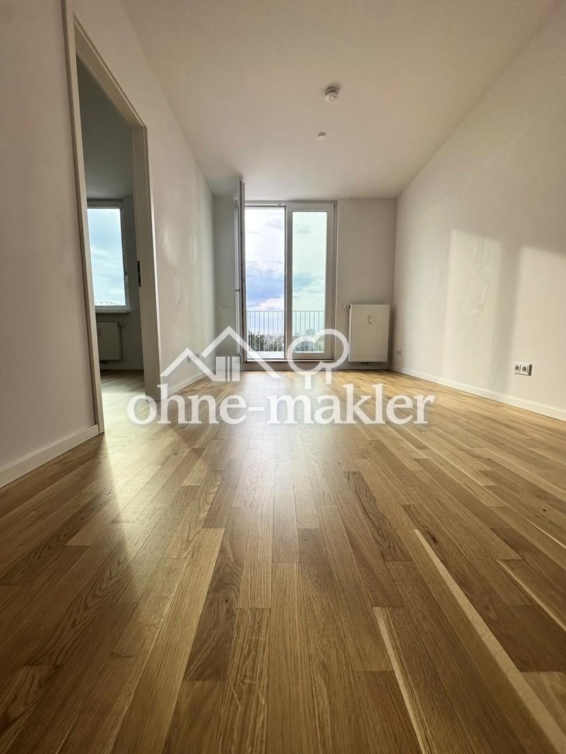 Moderne 3-Zimmer-Dachgeschosswohnung mit großer Dachterrasse und Weitblick über Spandau - Photo 1